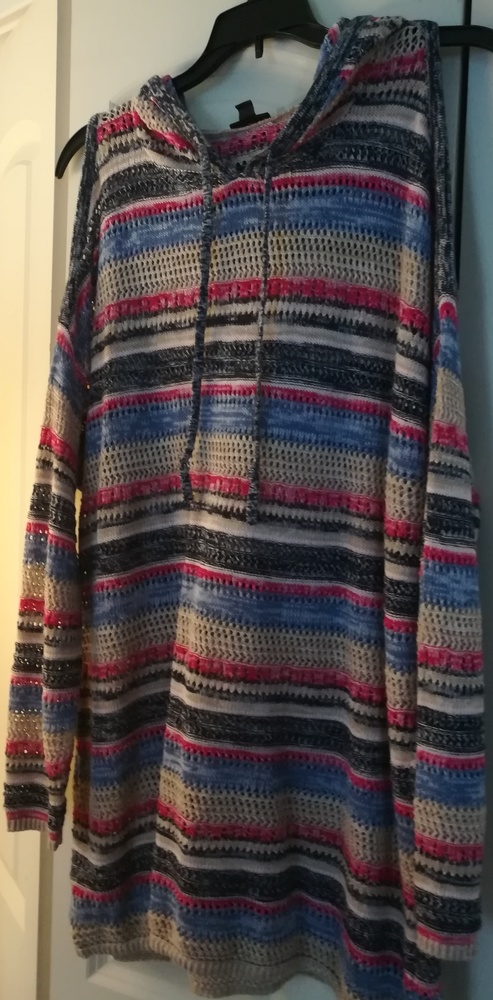 Plus size Hooded longsleeve cold shoulder sweater.